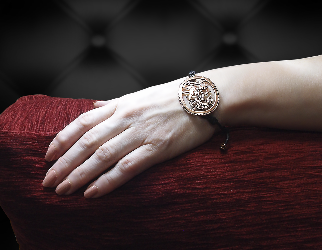 Браслет-шнурок «Птица с переплетенным хвостом»