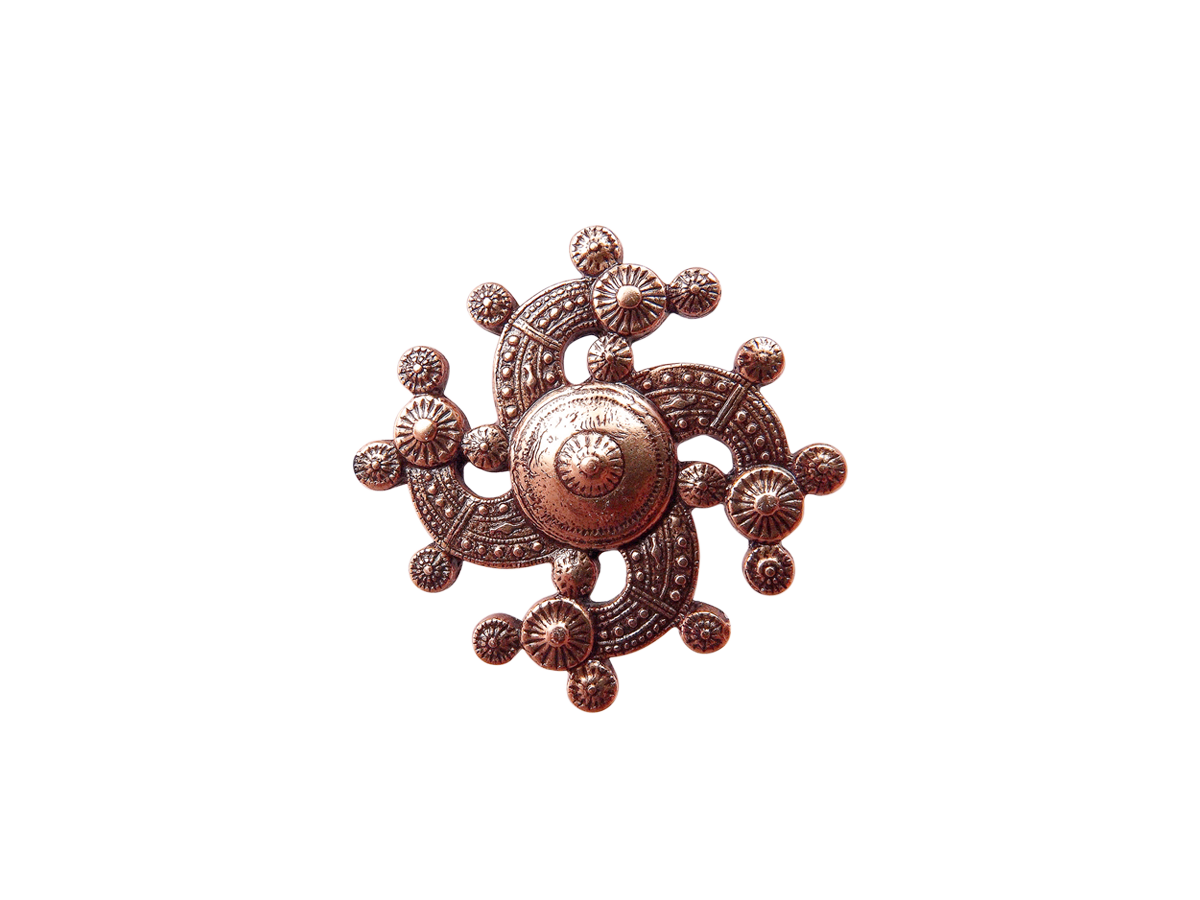 Скандинавская брошь