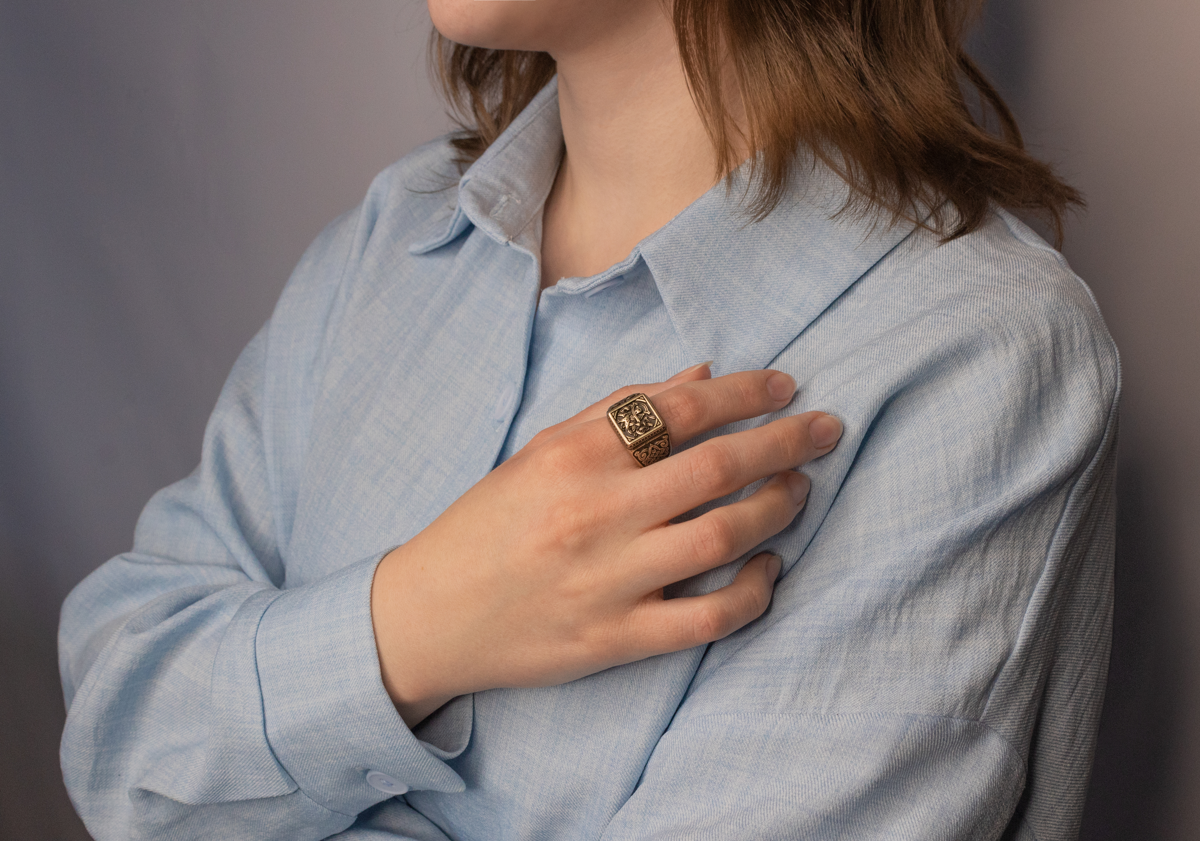 Кольцо узорчатое "Птица с переплетенным хвостом" квадратное