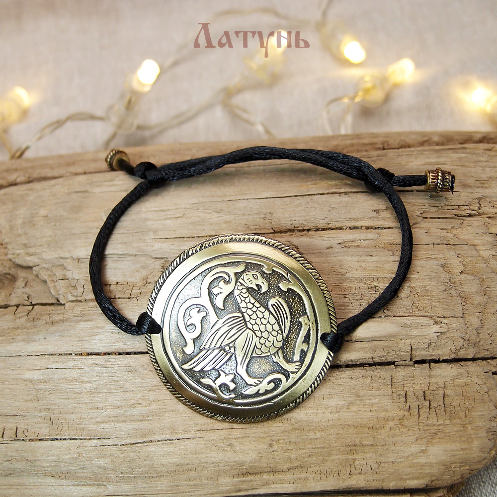 Браслет-шнурок «Суздальская птица». Тиснение