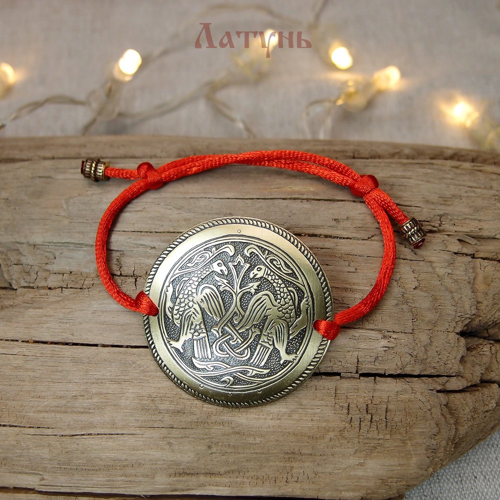 Браслет-шнурок «Суздальские ястребы». Тиснение