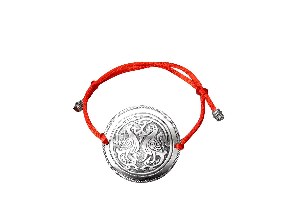 Браслет-шнурок «Суздальские голуби». Тиснение