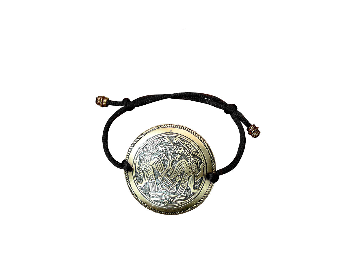 Браслет-шнурок «Суздальские ястребы». Тиснение