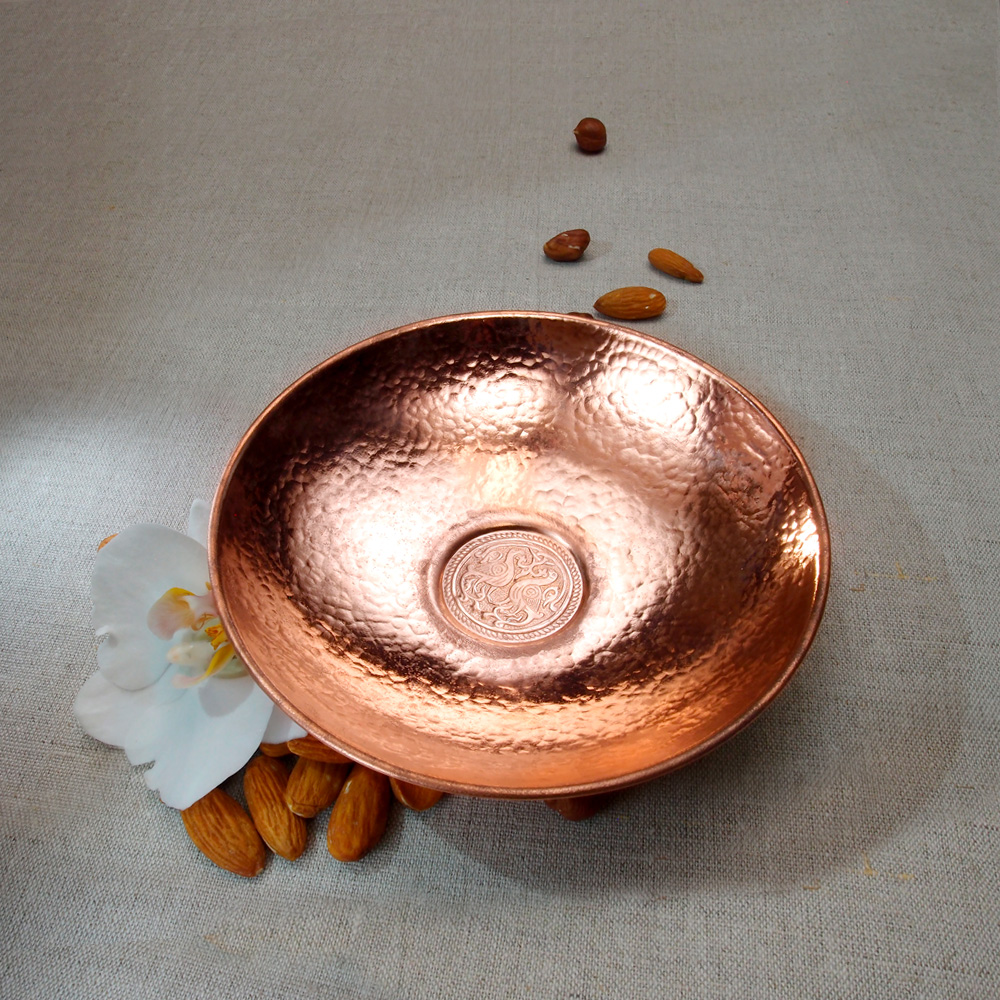 Тарелка «Суздальские голуби». Глянцевая