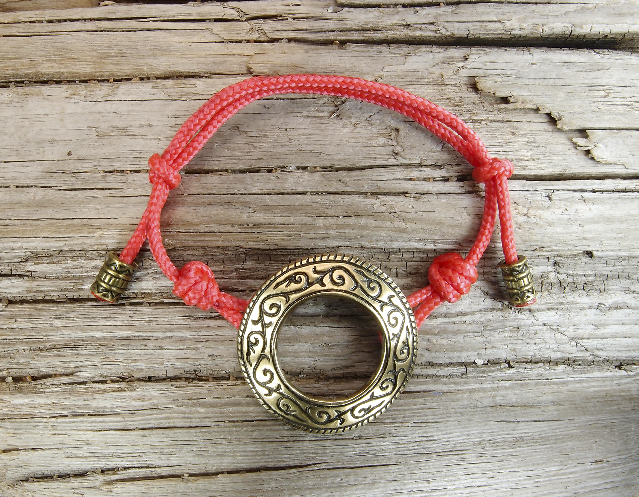 Браслет-шнурок неревский