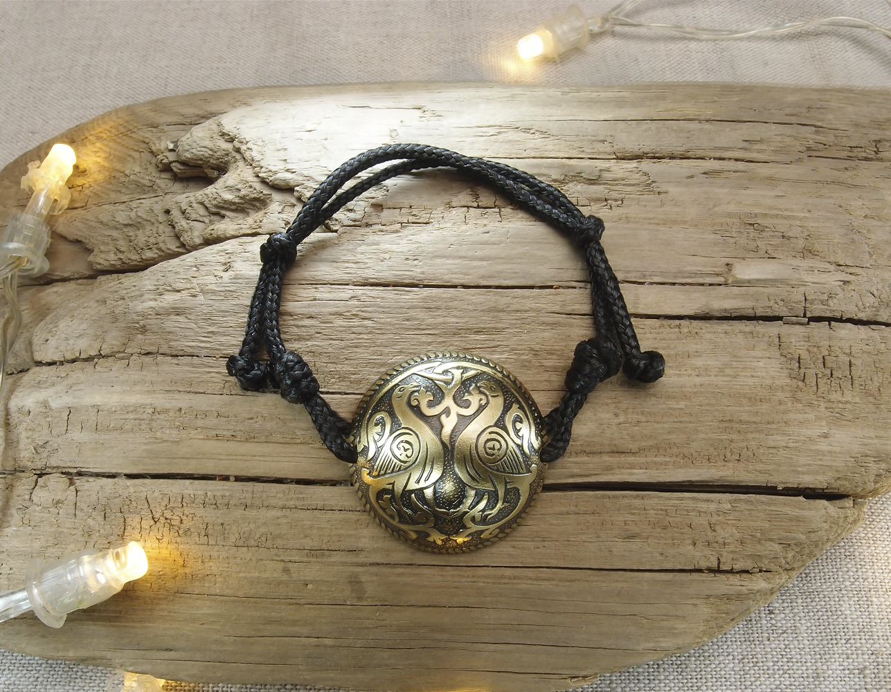 Браслет-шнурок сферический «Суздальские голуби»