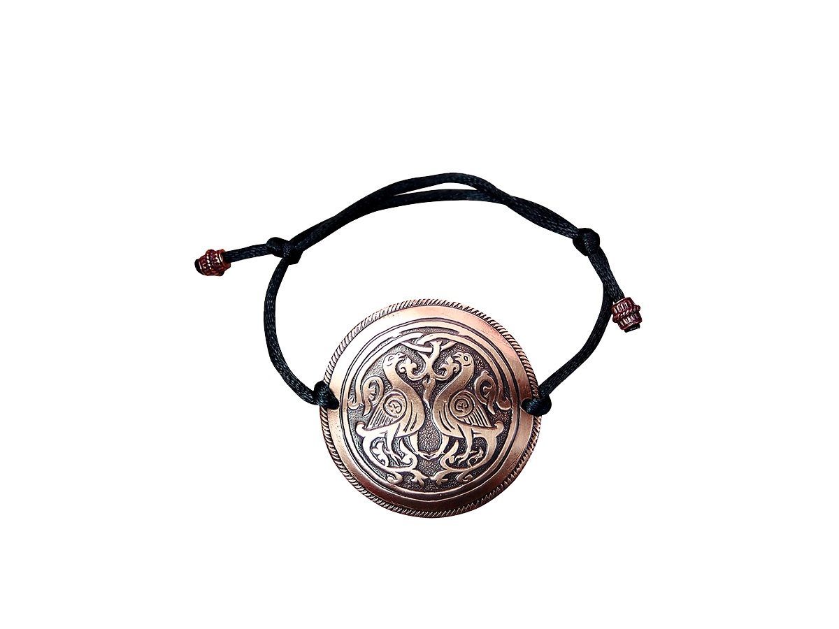 Браслет-шнурок «Суздальские голуби». Тиснение