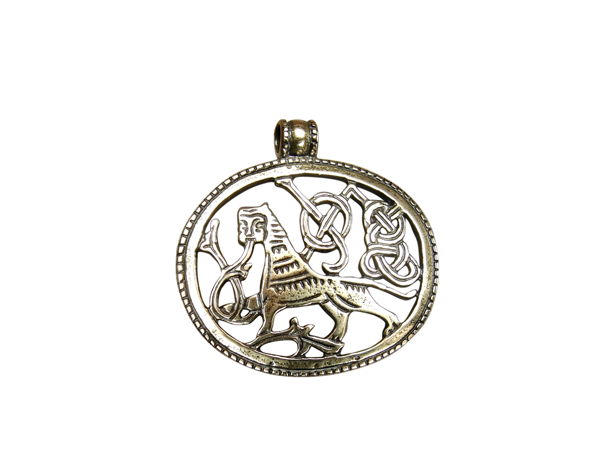 Подвеска прорезная «Царь зверей»