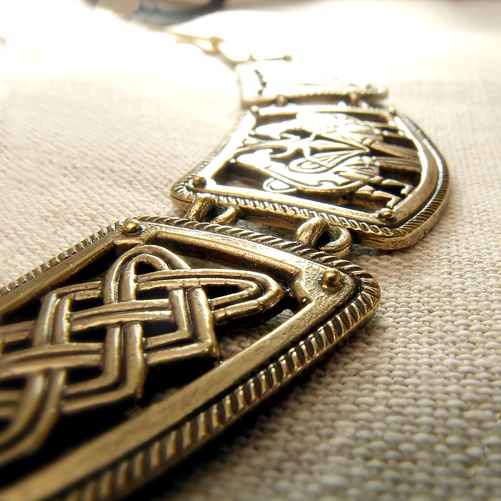 Гривна прорезная «Устинья»