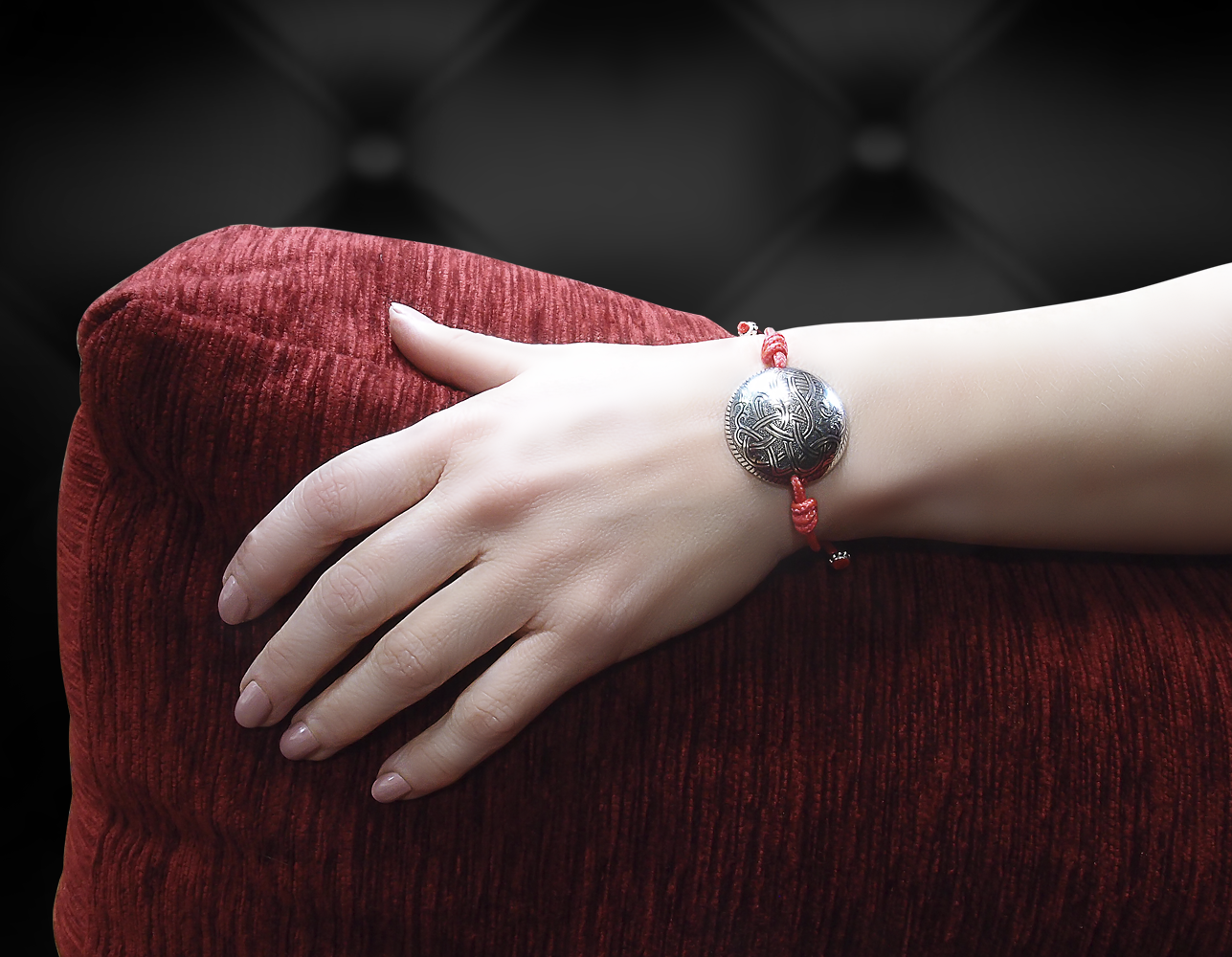 Браслет-шнурок сферический «Неведомый зверь»