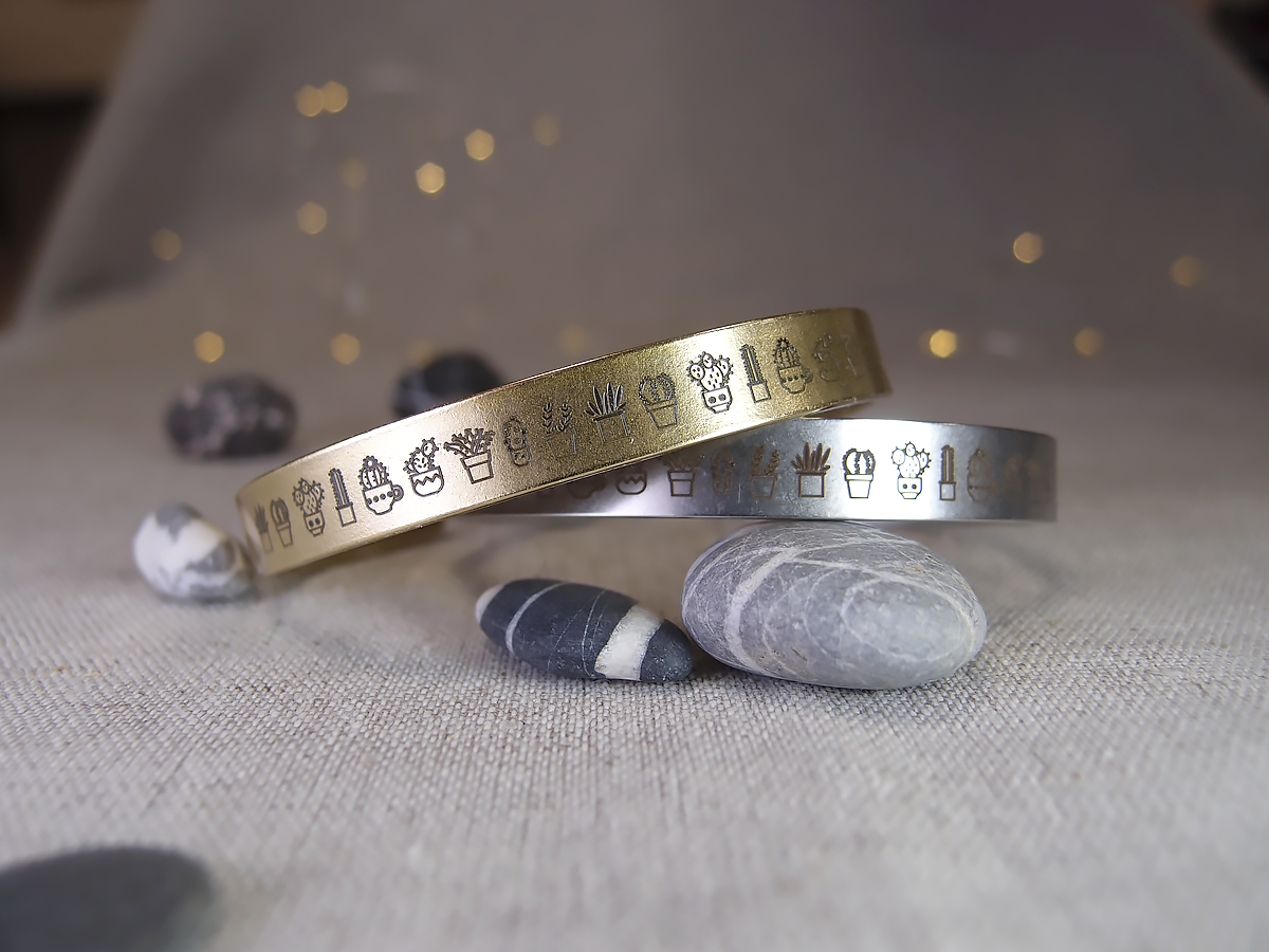 Браслет жесткий 9 мм «Кактусы» № 1. Толщина 2 мм