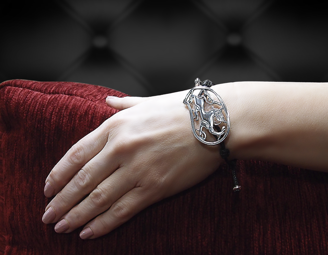 Браслет-шнурок «Лют-зверь»