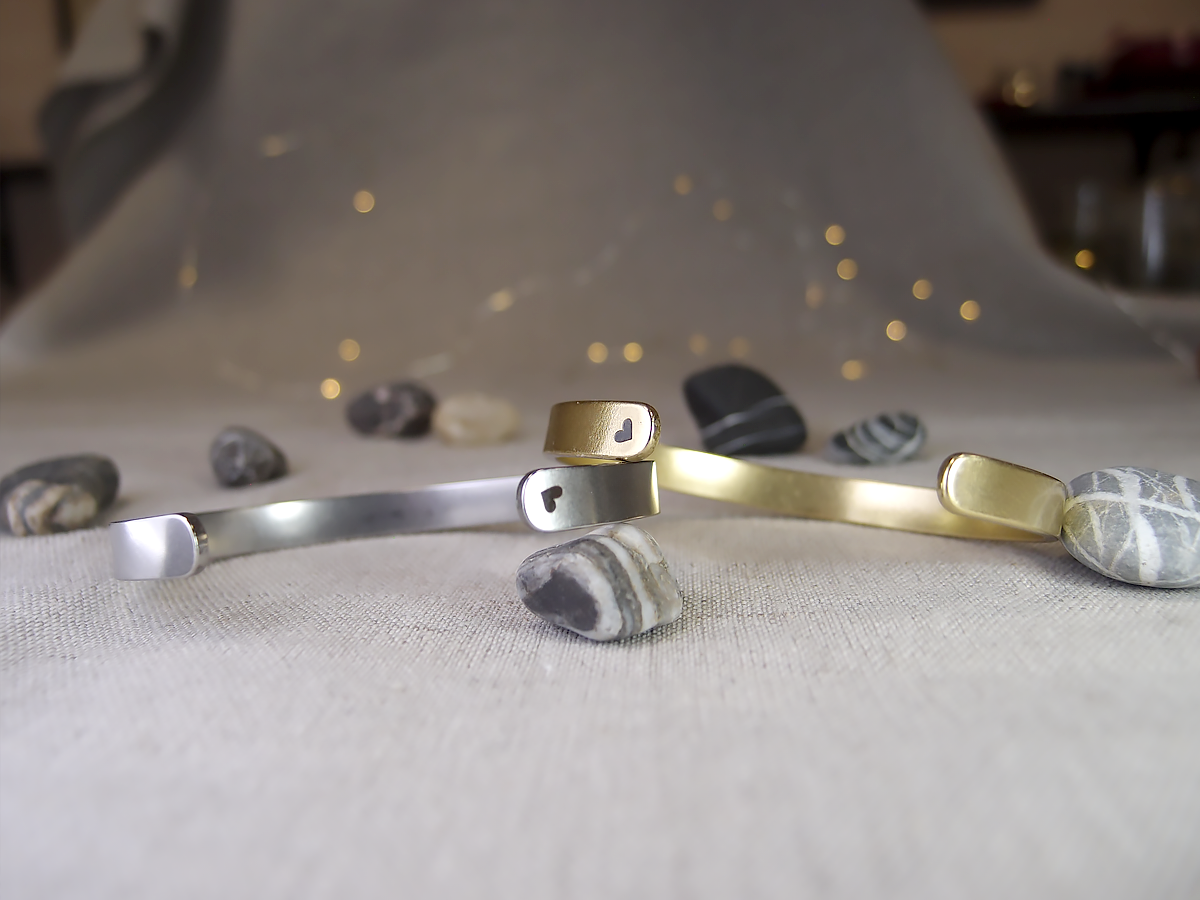 Браслет-мотиватор жесткий 7 мм «Ласточки» № 1. Толщина 2 мм