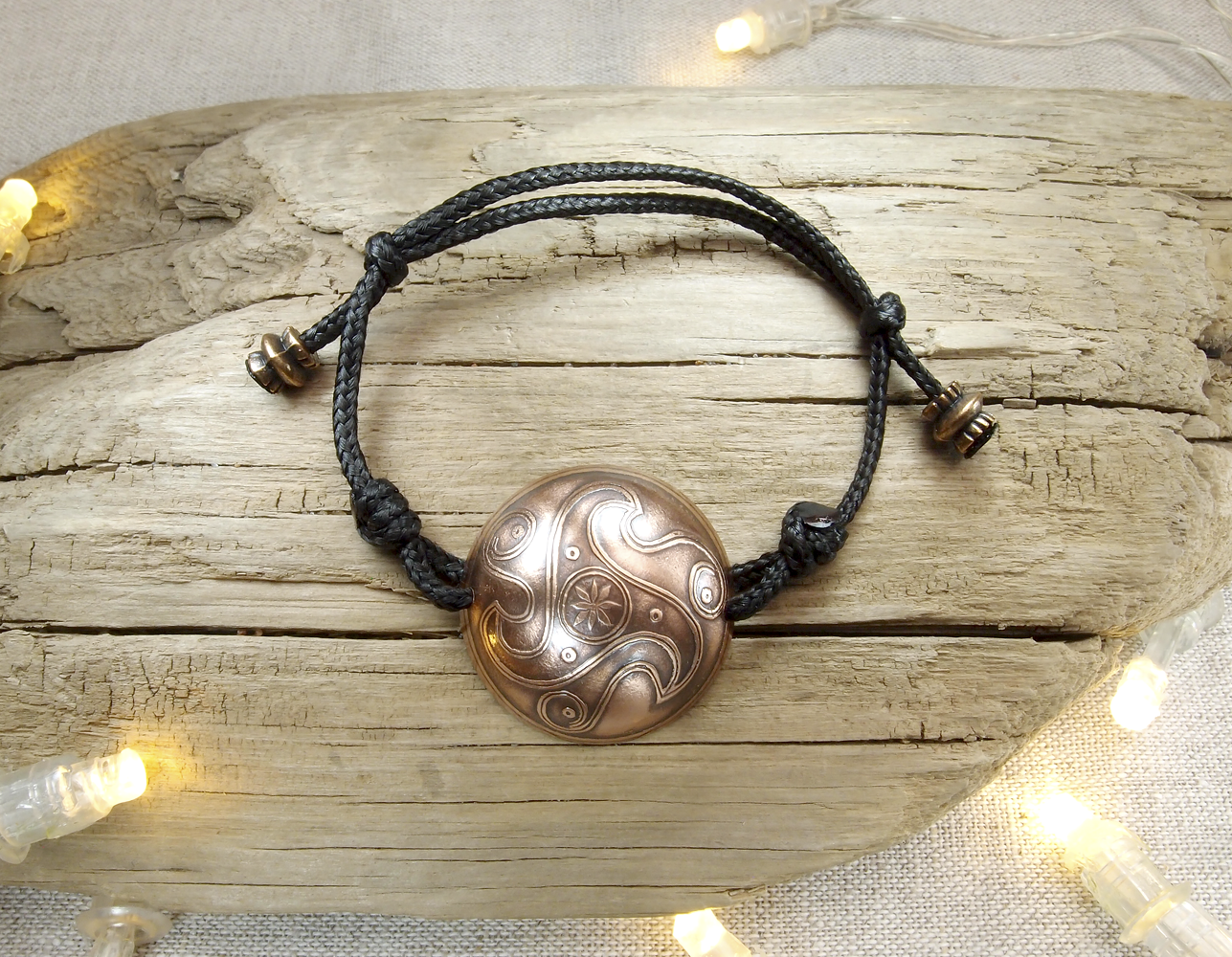 Браслет-шнурок сферический «Трискелион»